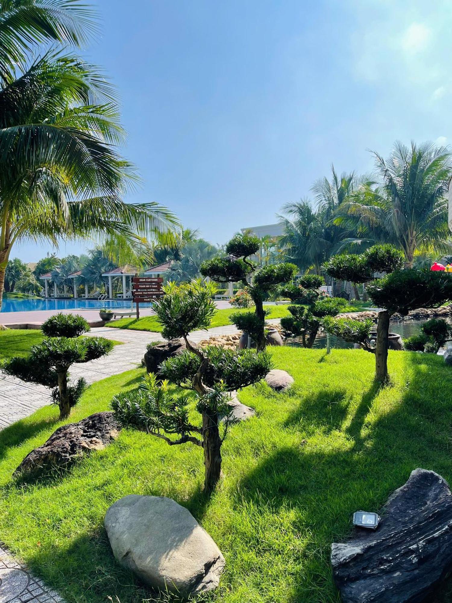 Gold Coast Hotel Resort & Spa Dong Hoi Exterior photo